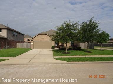 Main picture of 16035 Laura Beth Dr