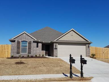 Main picture of 121 Genoa Way