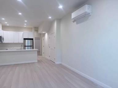 Main picture of 71 Water St