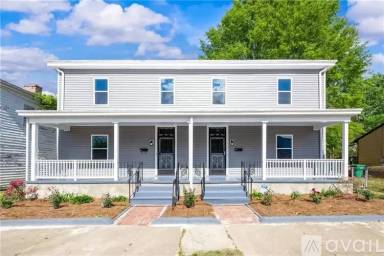 Main picture of 117 S Dunlop St