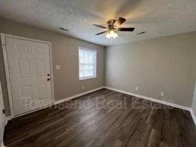 Main picture of 1437 Ireland Dr