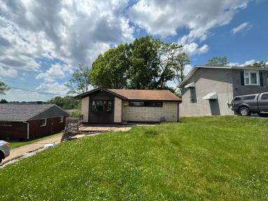 Main picture of 207 Kingston Dr