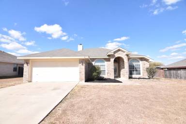 Main picture of 5003 Fawn Dr