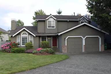 Main picture of 918 224th Ct NE