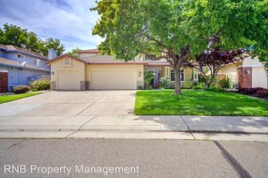 Main picture of 4432 Pebble Beach Rd
