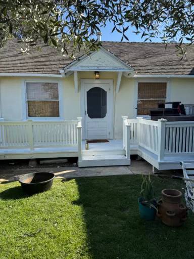 Main picture of 415 Darby Ln