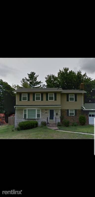 Main picture of 6003 Jennings Ln