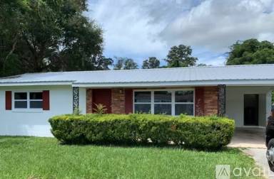Main picture of 2104 SW 39th Ave