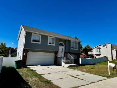 Main picture of 2287 N 750 W