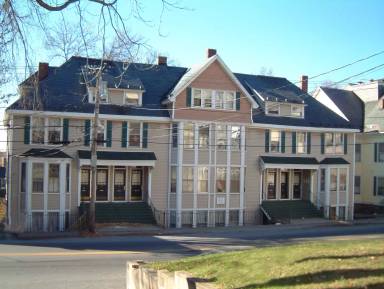 Main picture of 824 Bridge St