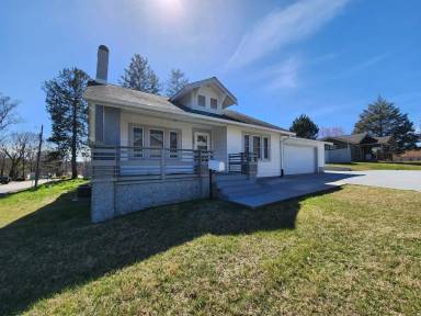 Main picture of 535 Fairview Rd