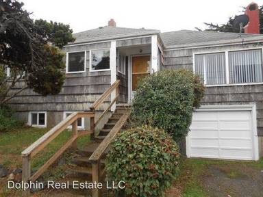 Main picture of 521 SW Smith Ct