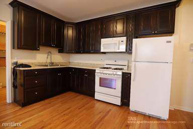 Main picture of 3706 N Halsted St