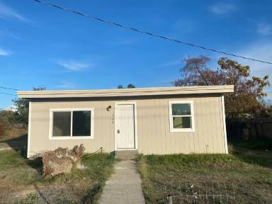 Main picture of 1766 Linda Ave