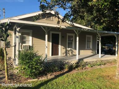 Main picture of 303 NW 9th St