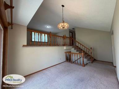 Main picture of 5642 Royal Oaks Dr
