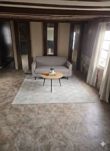 Main picture of 2747 Hickman Rd