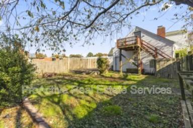 Main picture of 1018 Wolcott Ave