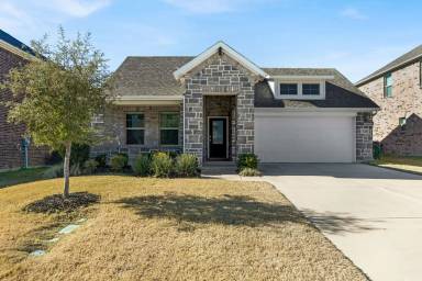 Main picture of 628 Fawn Valley Dr