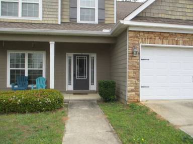 Main picture of 416 Riley Ln