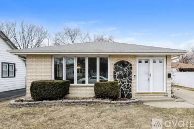 Main picture of 5302 Otto Pl