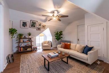 Main picture of 519 N Euclid Ave