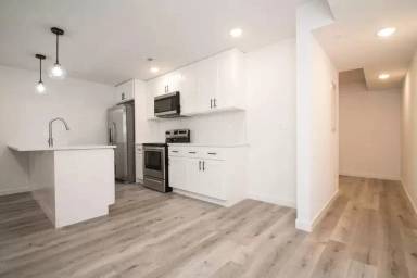 Main picture of 10 N 57th St