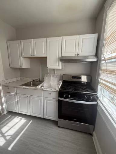 Main picture of 74 Melville Ave