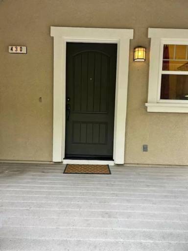Main picture of 430 Matteri Cir