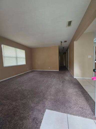 Main picture of 1539 Valencia Ave