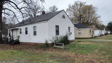 Main picture of 600 W 27th Ave
