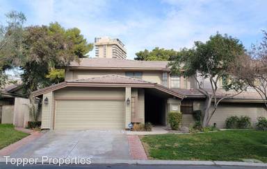 Main picture of 1040 Pinehurst Dr