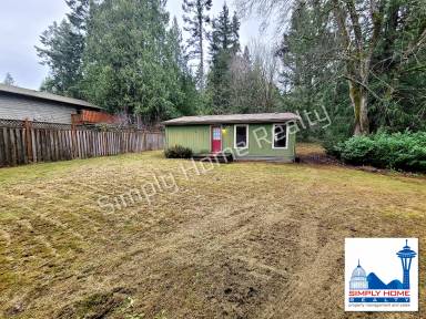 Main picture of 3810 56th Ave NE
