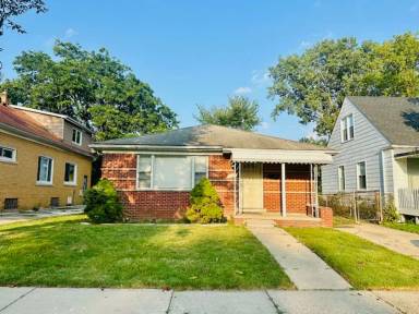 Main picture of 8620 Plainview Ave