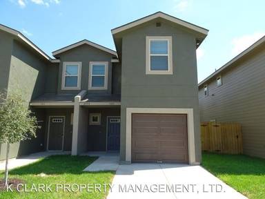 Main picture of 6922 Lakeview Dr