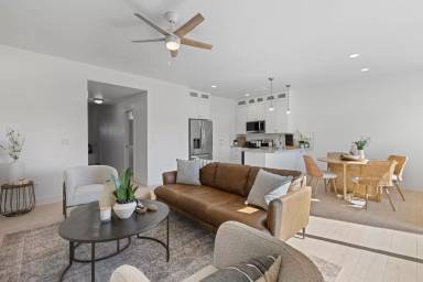 Main picture of 1104 Home Run Ave