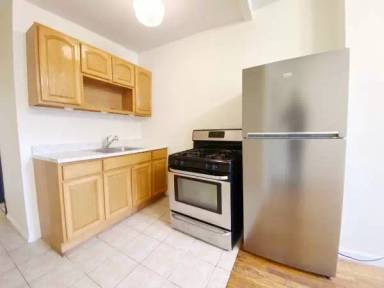 Main picture of 64 Steuben St