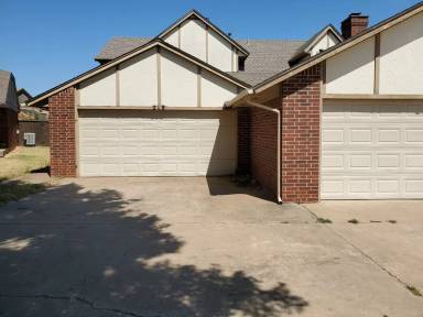 Main picture of 213 Monticello Rd
