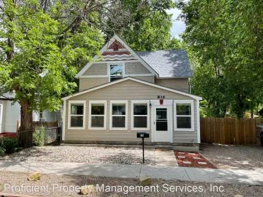 Main picture of 816 S 2nd St