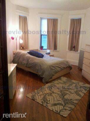 Main picture of 1147 Commonwealth Ave