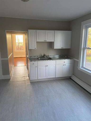 Main picture of 666 East Street