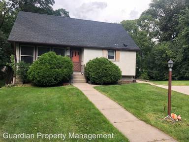 Main picture of 2719 8th Ave E