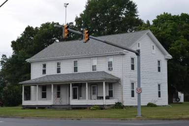 Main picture of 1059 Fairground Rd