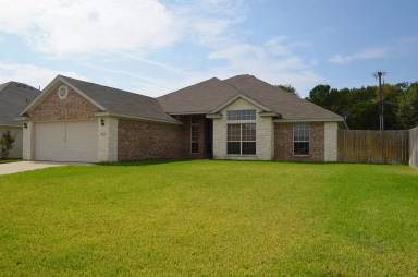Main picture of 1403 Castle Ridge Dr