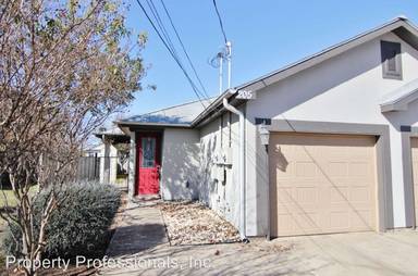 Main picture of 201-203 Anne Louise Dr