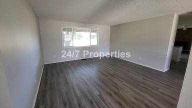 Main picture of 2837 NE Evelyn Ave