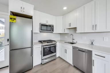 Main picture of 167 Dolores St