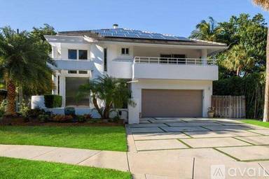 Main picture of 721 Park Dr W