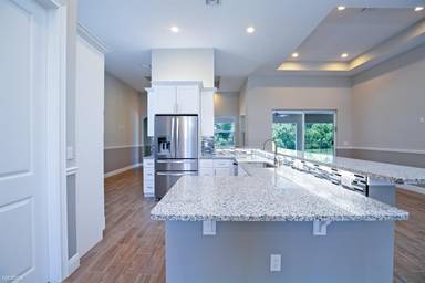 Main picture of 3302 SW 93rd Ct