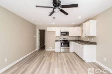 Main picture of 2412 S Ringo St